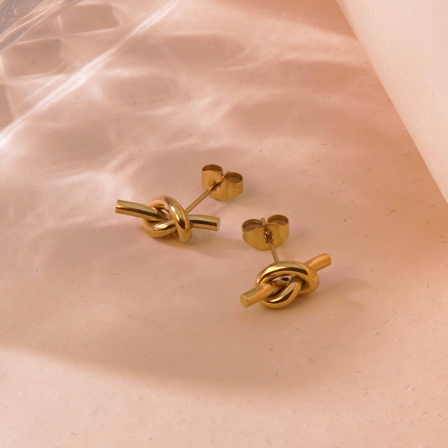 Aretes Nudo