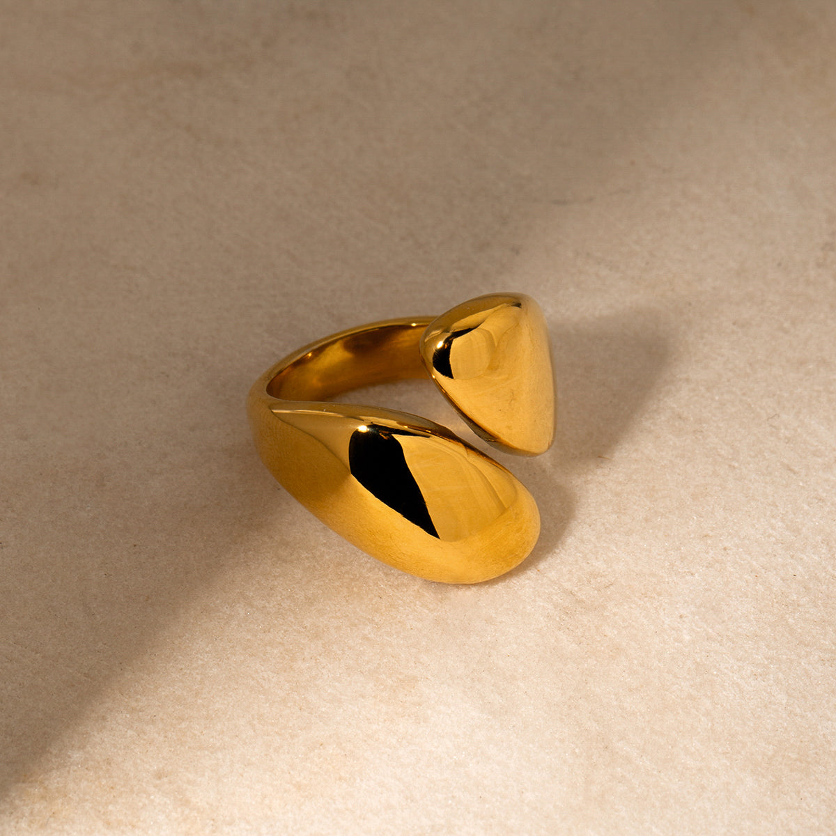 Anillo Celine